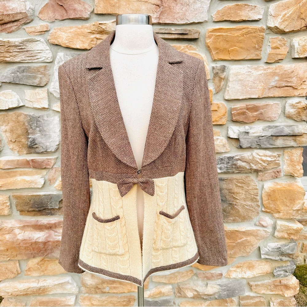 Boston Proper Women’s Size 12
Brown & Beige Tweed Wool/ Rayon Sweater Blazer - Picture 8 of 16